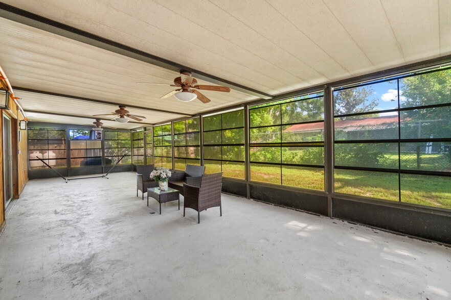 More Photos Of 207 W Wheeler Rd, Seffner Assisted Living For Sale