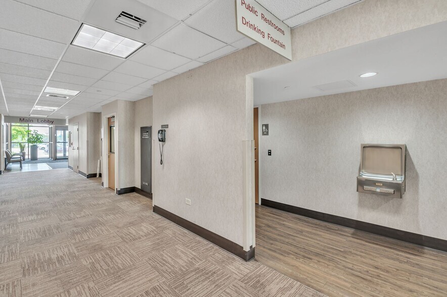 More Photos Of 17850 S Kedzie Ave, Hazel Crest Hospital For Lease
