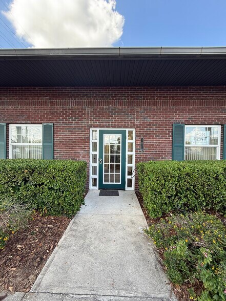 More Photos Of 100 Burnsed Pl, Oviedo Medical For Lease