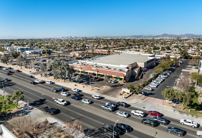 More Photos Of 2700 W Baseline Rd, Tempe Freestanding For Lease