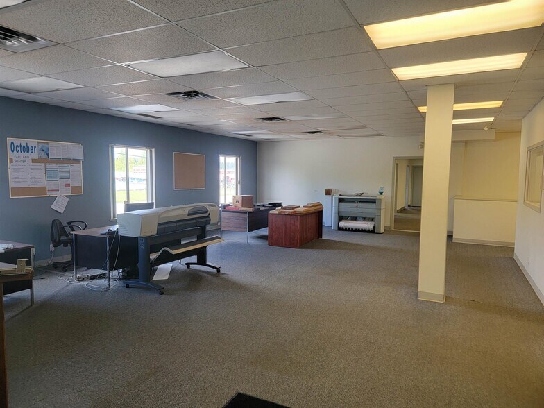 More Photos Of 9588 Milwaukee Way, Prince George Industrial For Lease