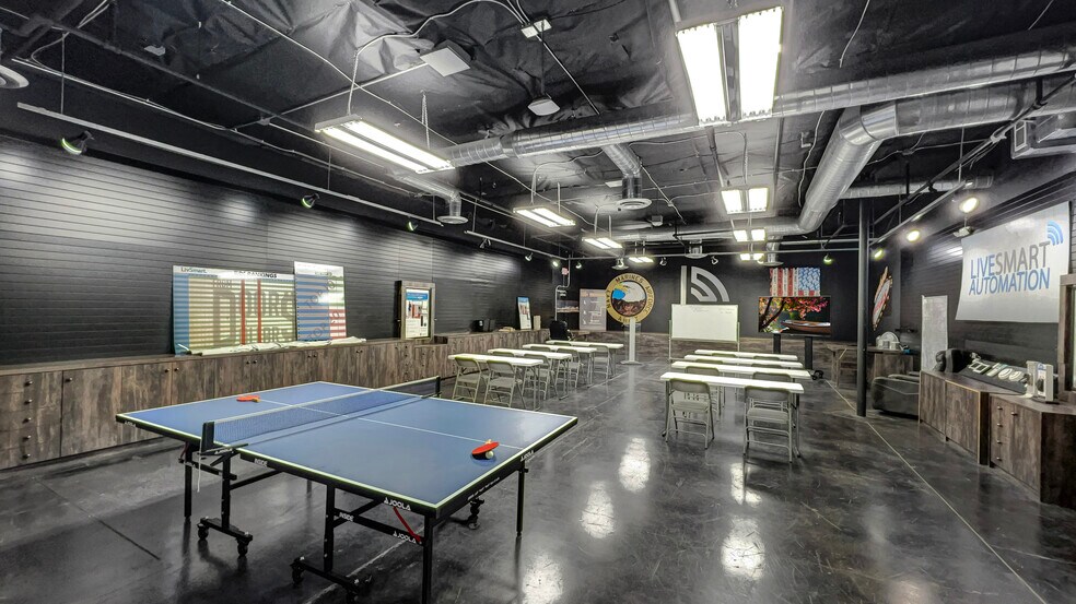 More Photos Of 5 Longevity Dr, Henderson Light Manufacturing For Sale