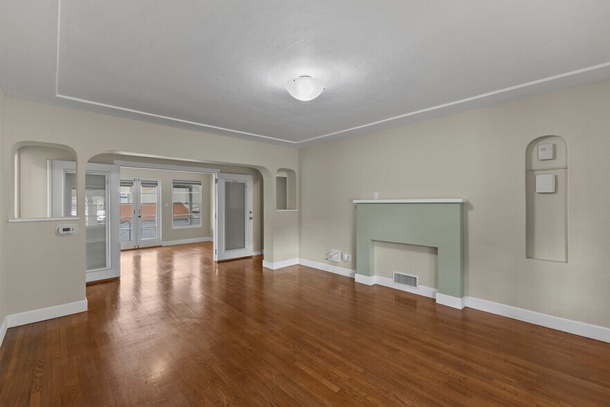 More Photos Of 2220 India St, San Diego Office For Lease