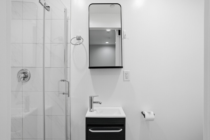 More Photos Of 2609 Adams Ave, San Diego Hotel For Sale