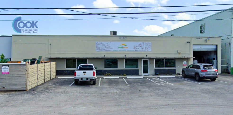 Primary Photo Of 680 W 18th St, Hialeah Warehouse For Lease