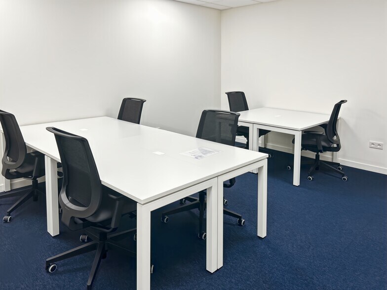 More Photos Of 100 Bayard St, New Brunswick Coworking Space
