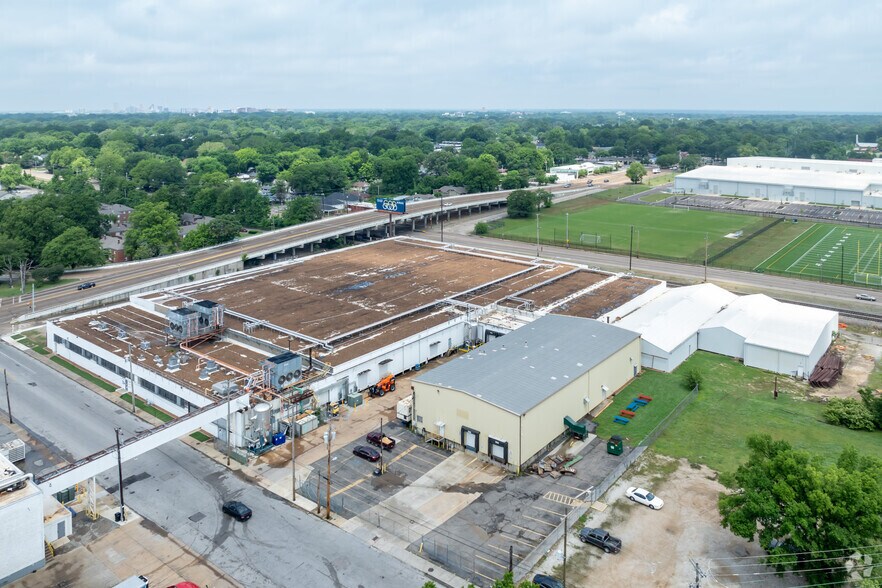 More Photos Of 1100 E Parkway S, Memphis Refrigeration Cold Storage For Lease
