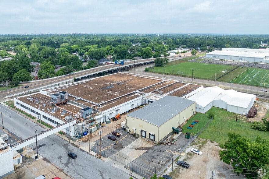 More Photos Of 1100 E Parkway S, Memphis Refrigeration Cold Storage For Lease