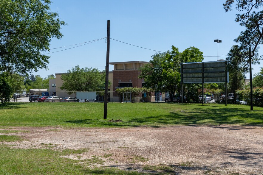More Photos Of 6446 Old Fm 1488 Rd, Magnolia Land For Sale