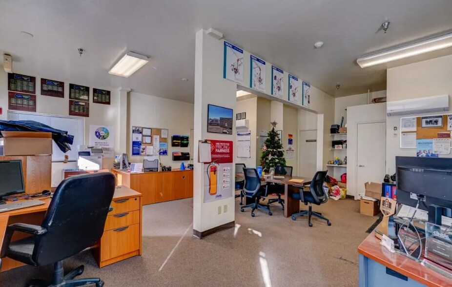 More Photos Of 6724 Corsair Ave, Prescott Warehouse For Lease