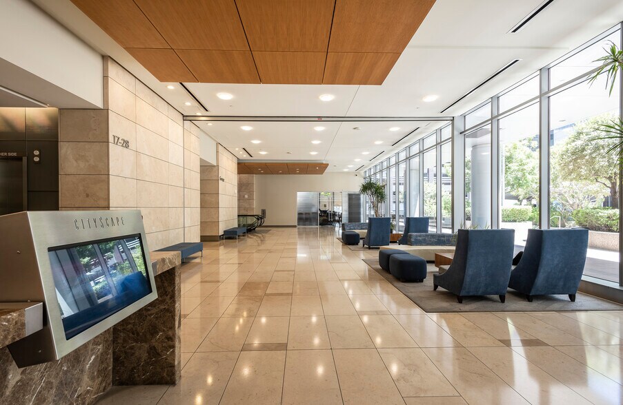 More Photos Of 1 E Washington St, Phoenix Office For Lease