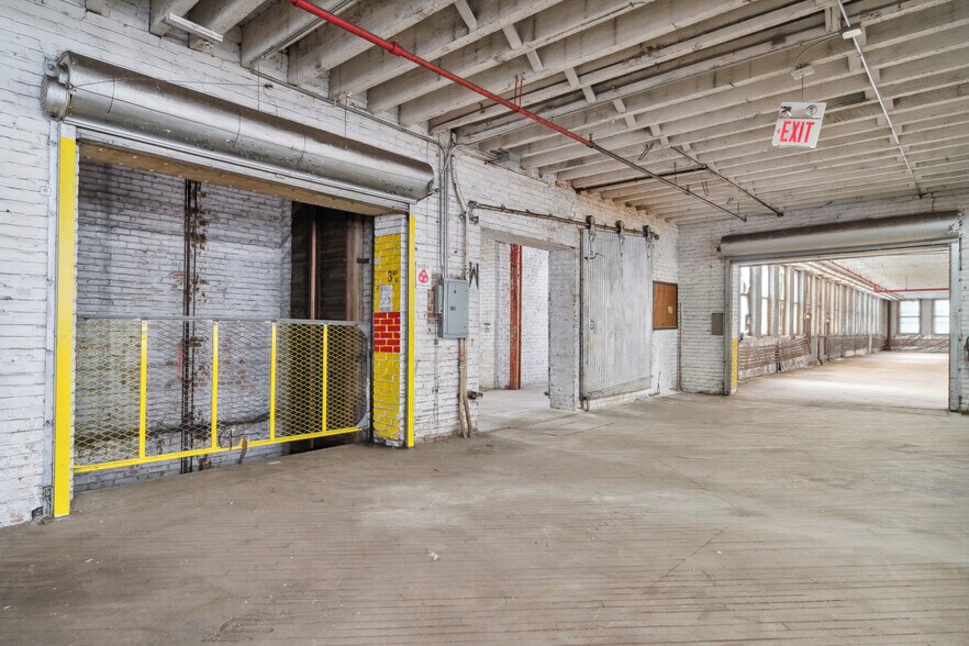 More Photos Of 2916 Weikel St, Philadelphia Warehouse For Sale