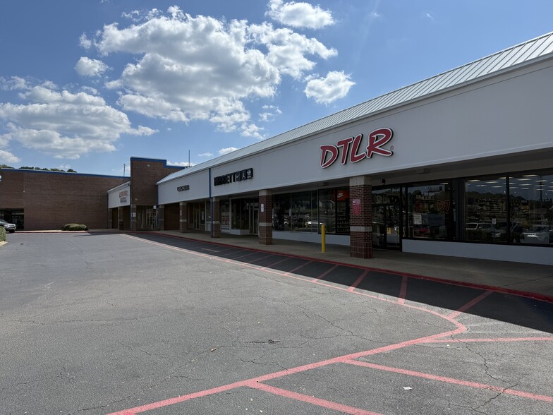 More Photos Of 9118-9174 Parkway E, Birmingham Freestanding For Lease