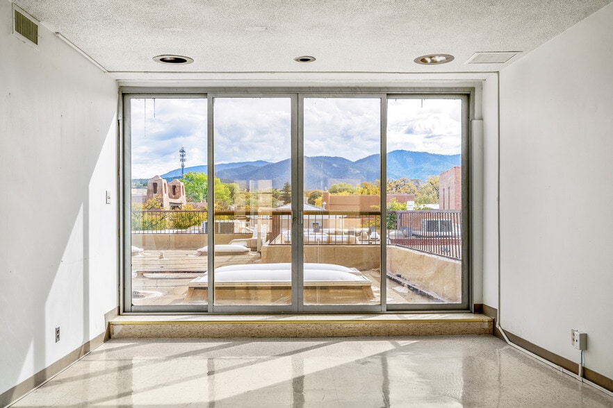 More Photos Of 142 W Palace Ave, Santa Fe Office Residential For Sale