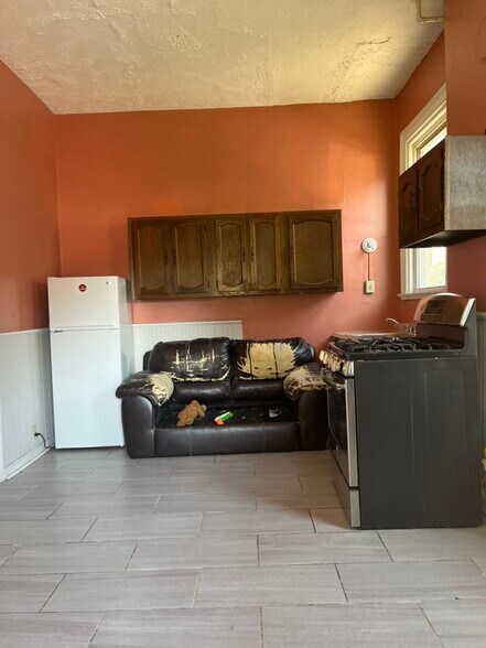 More Photos Of 1615 Maryland Ave, Covington Multifamily For Sale
