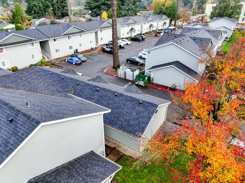 More Photos Of 16405 E Burnside St, Portland Apartments For Sale