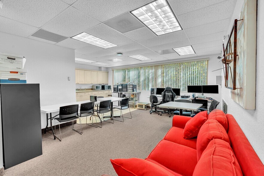 More Photos Of 7665 Davie Road Ext, Davie Office For Lease