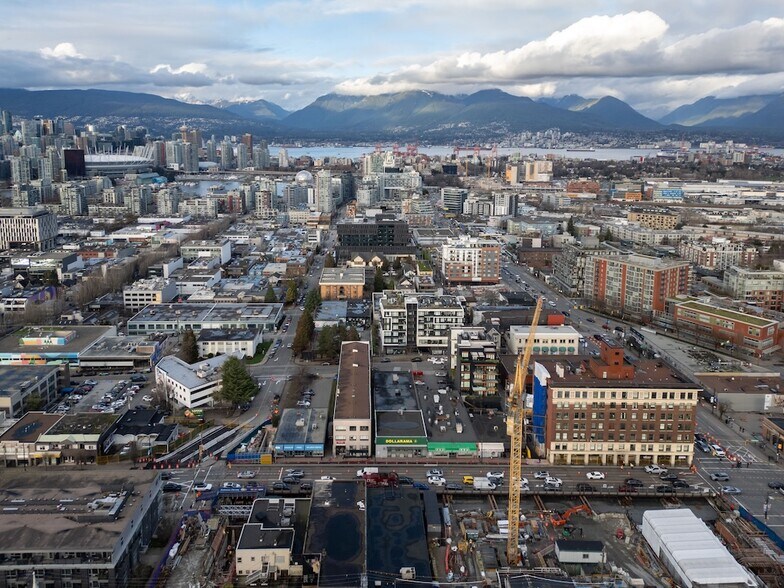 More Photos Of 105 E Broadway, Vancouver Storefront For Lease