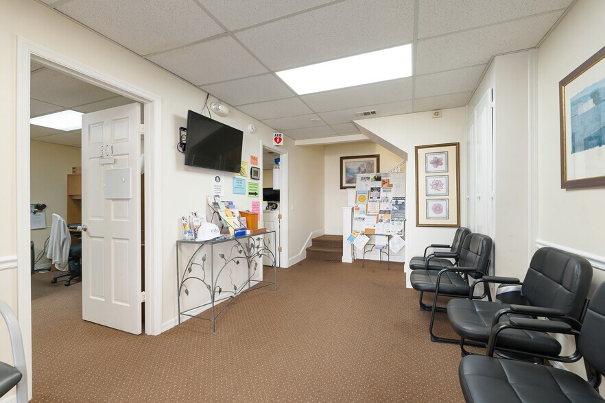 More Photos Of 1507 20th St, Vero Beach Medical For Sale