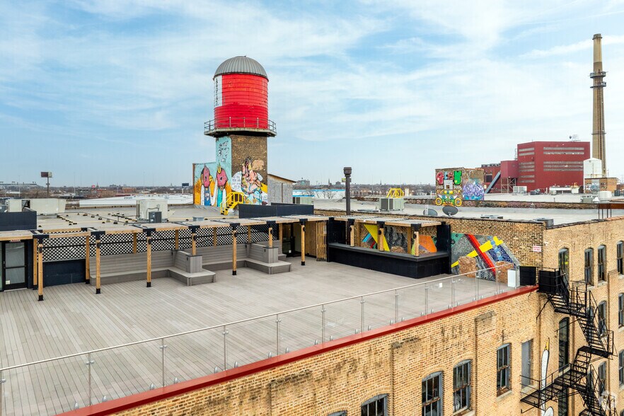 More Photos Of 2150 S Canalport Ave, Chicago Loft Creative Space For Lease
