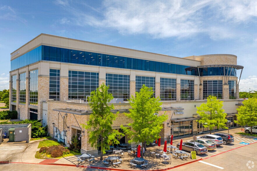 More Photos Of 610 Uptown Blvd, Cedar Hill Office For Lease