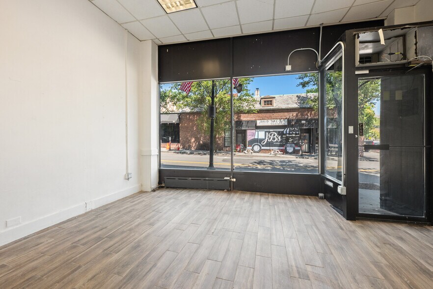 More Photos Of 28 Freightway, Scarsdale General Retail For Lease