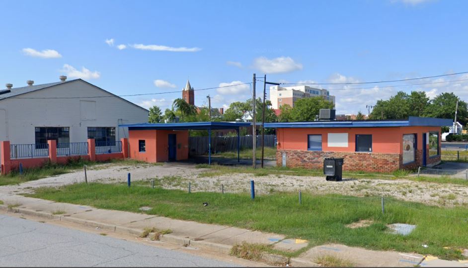 More Photos Of 419 12 St, Augusta General Retail For Sale