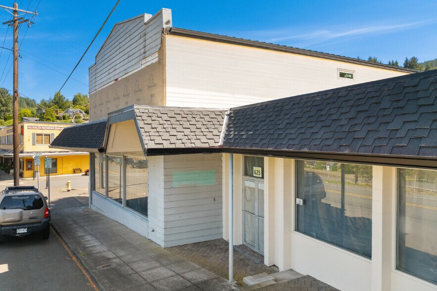 More Photos Of 625 Nehalem Blvd, Wheeler Storefront Retail Residential For Sale