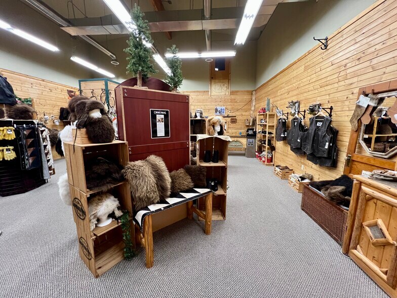 More Photos Of 626 Richards St, Thermopolis Freestanding For Sale