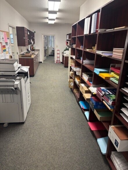 More Photos Of 1949 Commonwealth Ln, Tallahassee Office For Sale