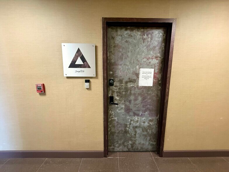 More Photos Of 1111 Kane Concourse, Bay Harbor Islands Loft Creative Space For Sale