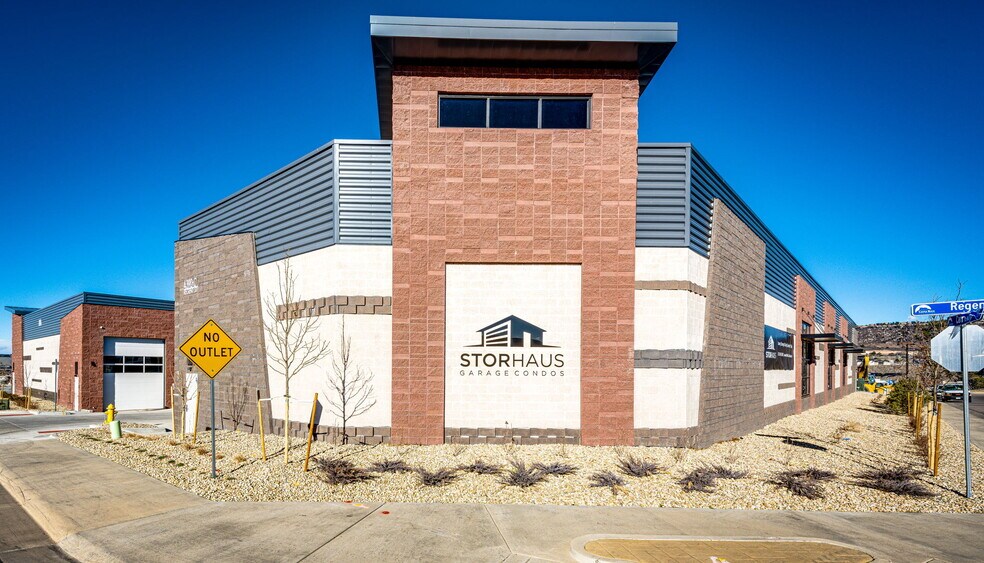 More Photos Of 4390 Regent St, Castle Rock Warehouse For Sale