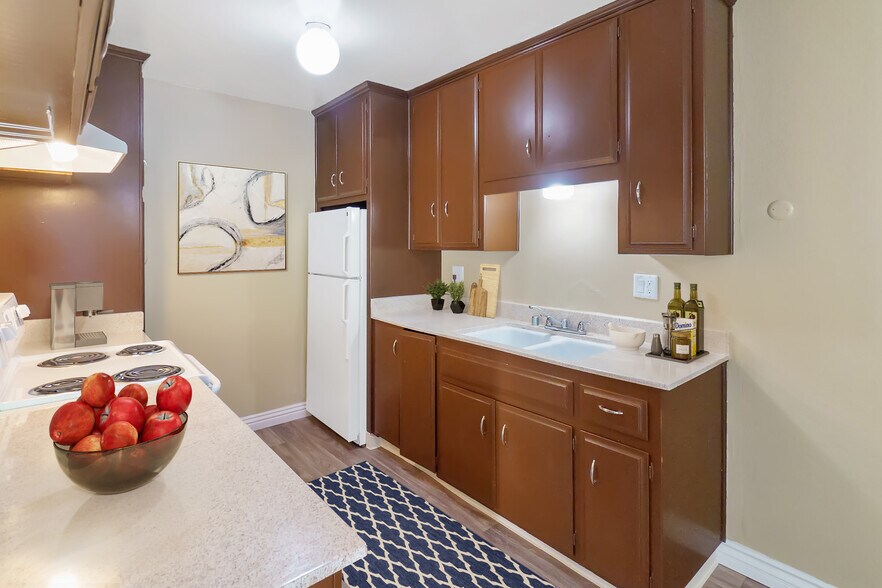 More Photos Of 5055 73rd St, San Diego Apartments For Sale