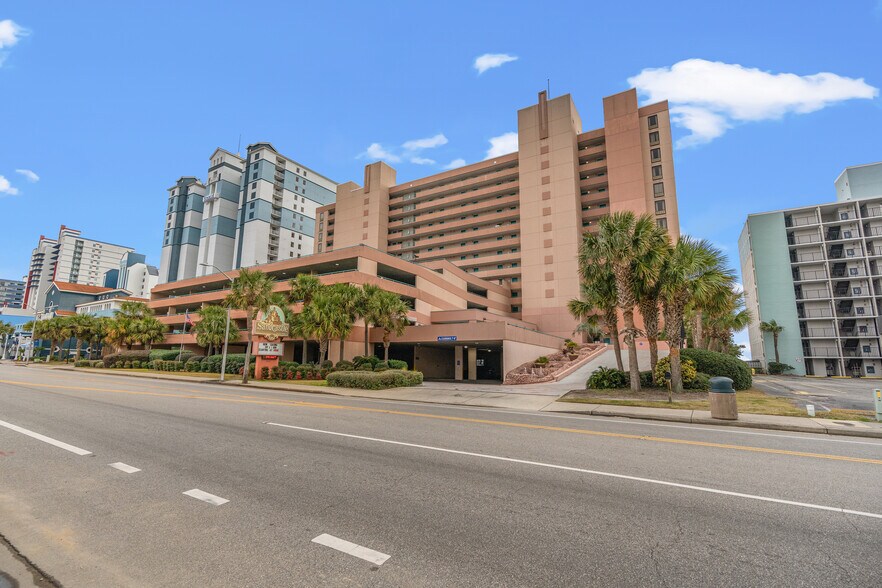 More Photos Of 2207 S Ocean Blvd, Myrtle Beach Apartments For Sale