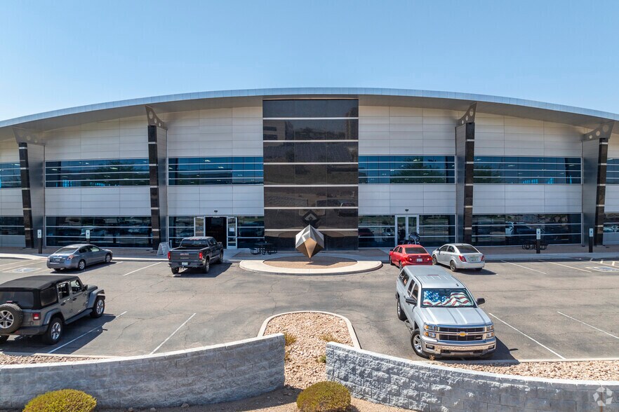 More Photos Of 3167 W Armstrong Pl, Chandler Warehouse For Lease