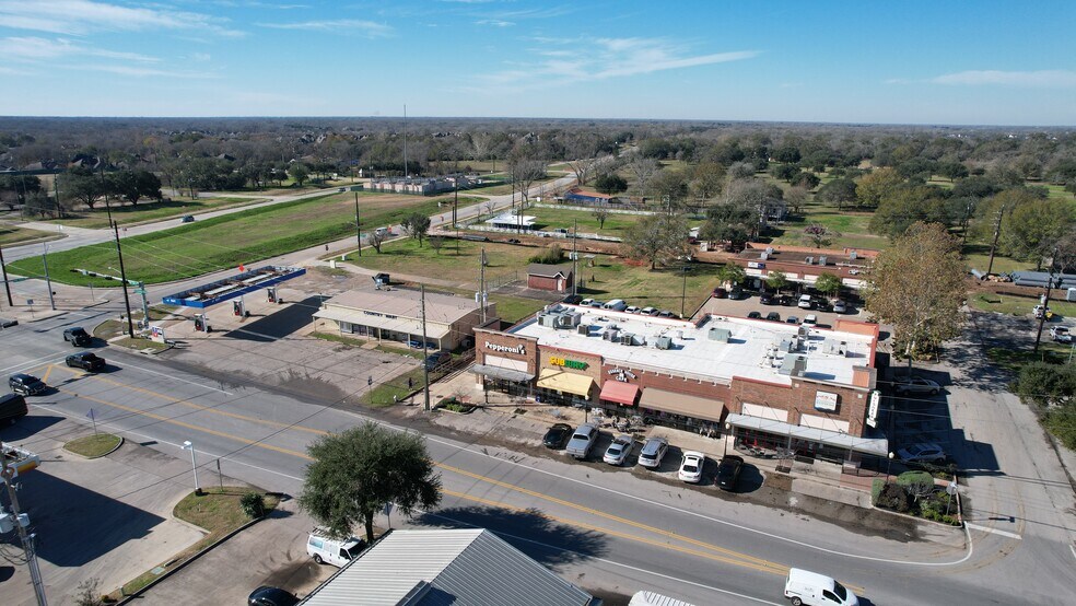 More Photos Of 8502-8510 FM 359 Rd S, Fulshear Storefront For Lease