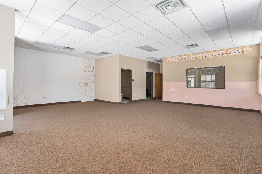 More Photos Of 2384 North Highway 287, Mansfield Office For Lease