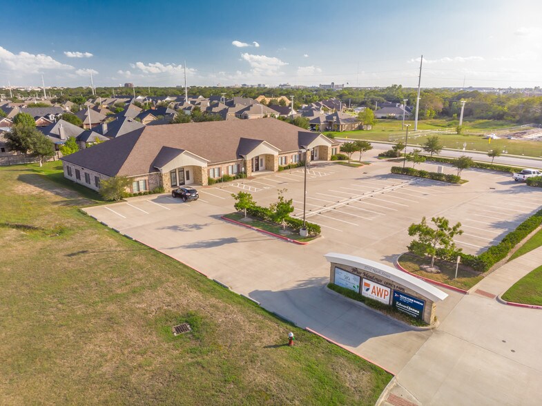 More Photos Of 2751 Nash Dr, Bryan Office For Lease