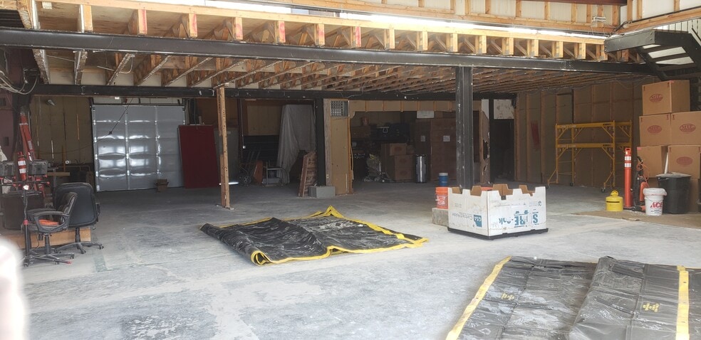 More Photos Of 1230 N Skyline Dr, Idaho Falls Warehouse For Lease