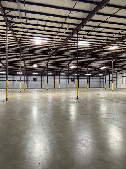 More Photos Of 3011 Clark Ave, Albany Warehouse For Lease