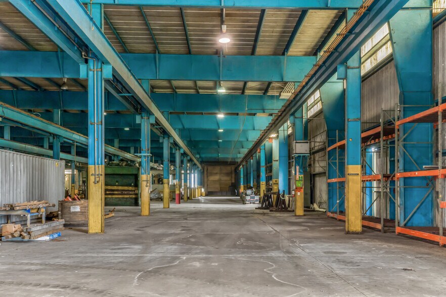 More Photos Of 42134 FM 510, Los Fresnos Manufacturing For Sale