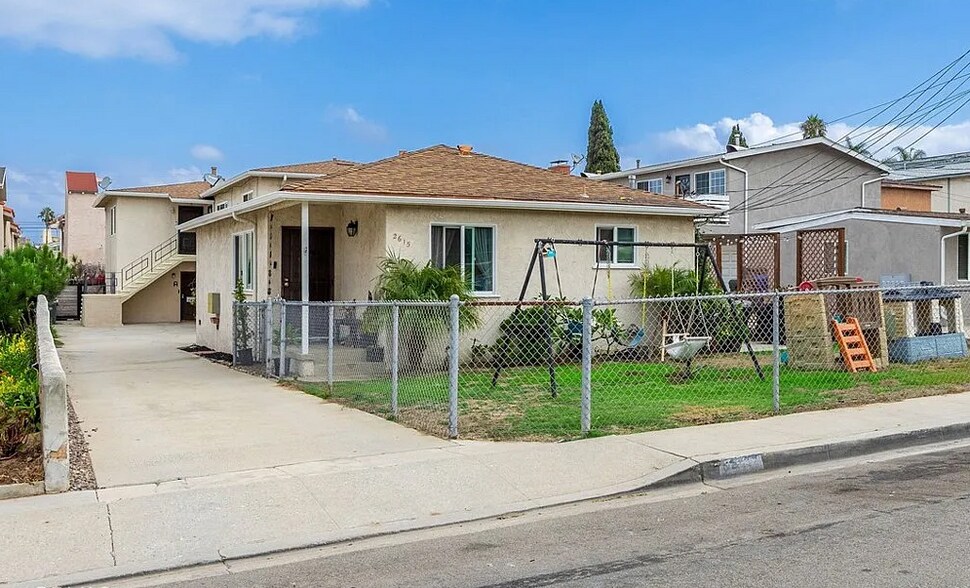 Primary Photo Of 2615 Rockefeller Ln, Redondo Beach Apartments For Sale