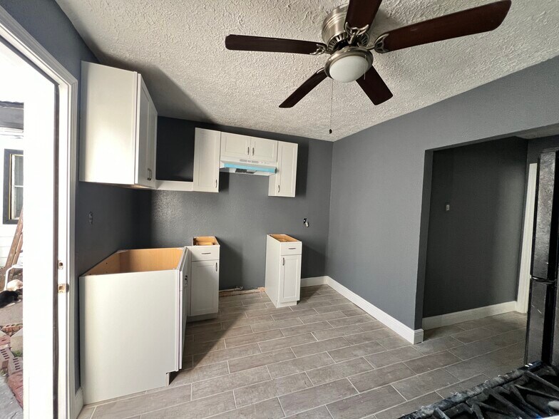 More Photos Of 1426 Telephone Rd, Houston Multifamily For Sale
