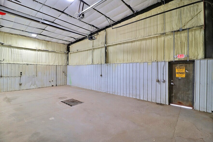 More Photos Of 1616 2nd Ave, Greeley Industrial For Sale