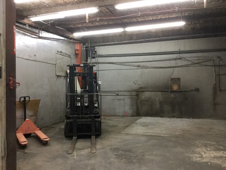 More Photos Of 900 N Nelson, Fort Stockton Freestanding For Lease