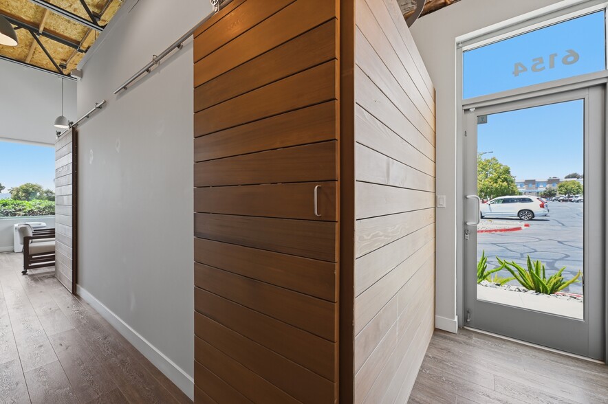 More Photos Of 6154 Innovation Way, Carlsbad Office For Sale