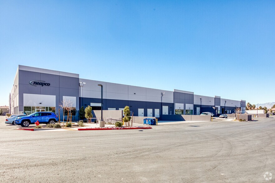 More Photos Of 4305 N Lamb Blvd, Las Vegas Warehouse For Lease