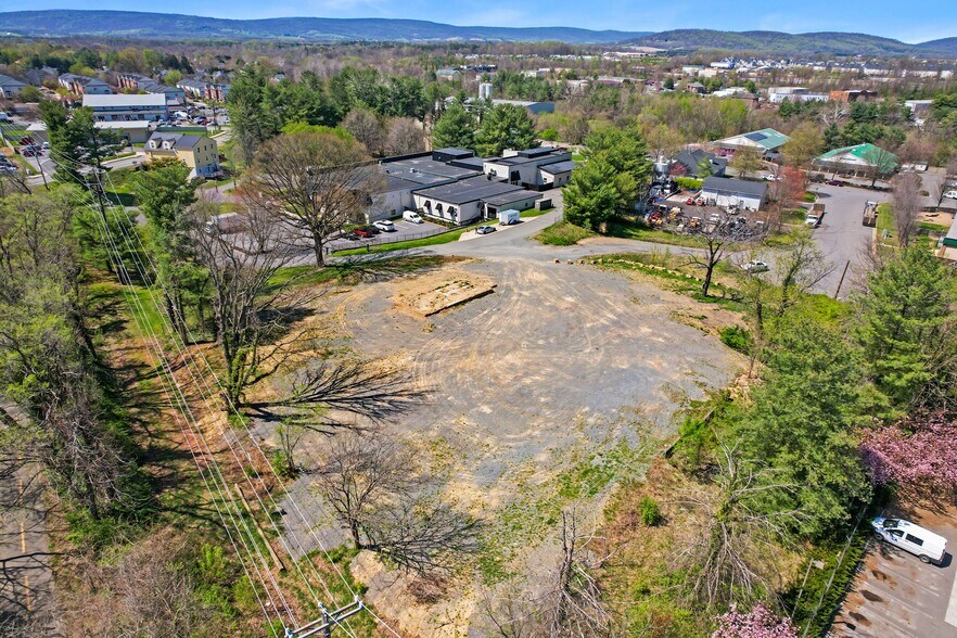 More Photos Of 200 N Brewster Ln, Purcellville Land For Sale