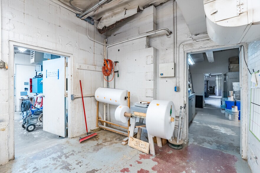 More Photos Of 459 Southgate Dr, Tomahawk Industrial For Sale