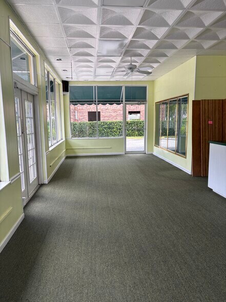 More Photos Of 1755 20th St, Vero Beach Storefront Retail Office For Sale